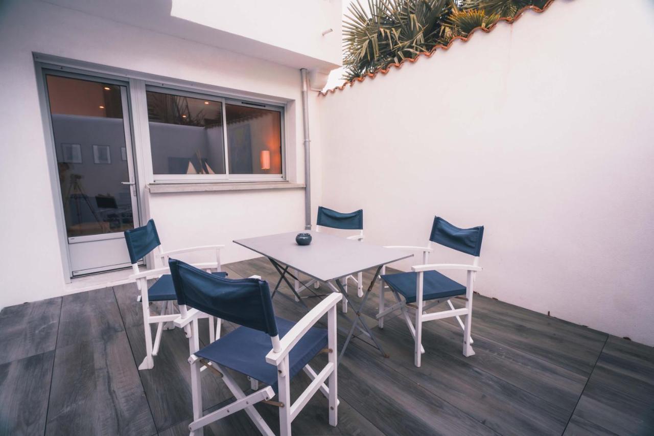 Appartement Avec Cour Privee Centre Ville Classe 4 Etoiles Remparts 1 La Rochelle  Exterior foto